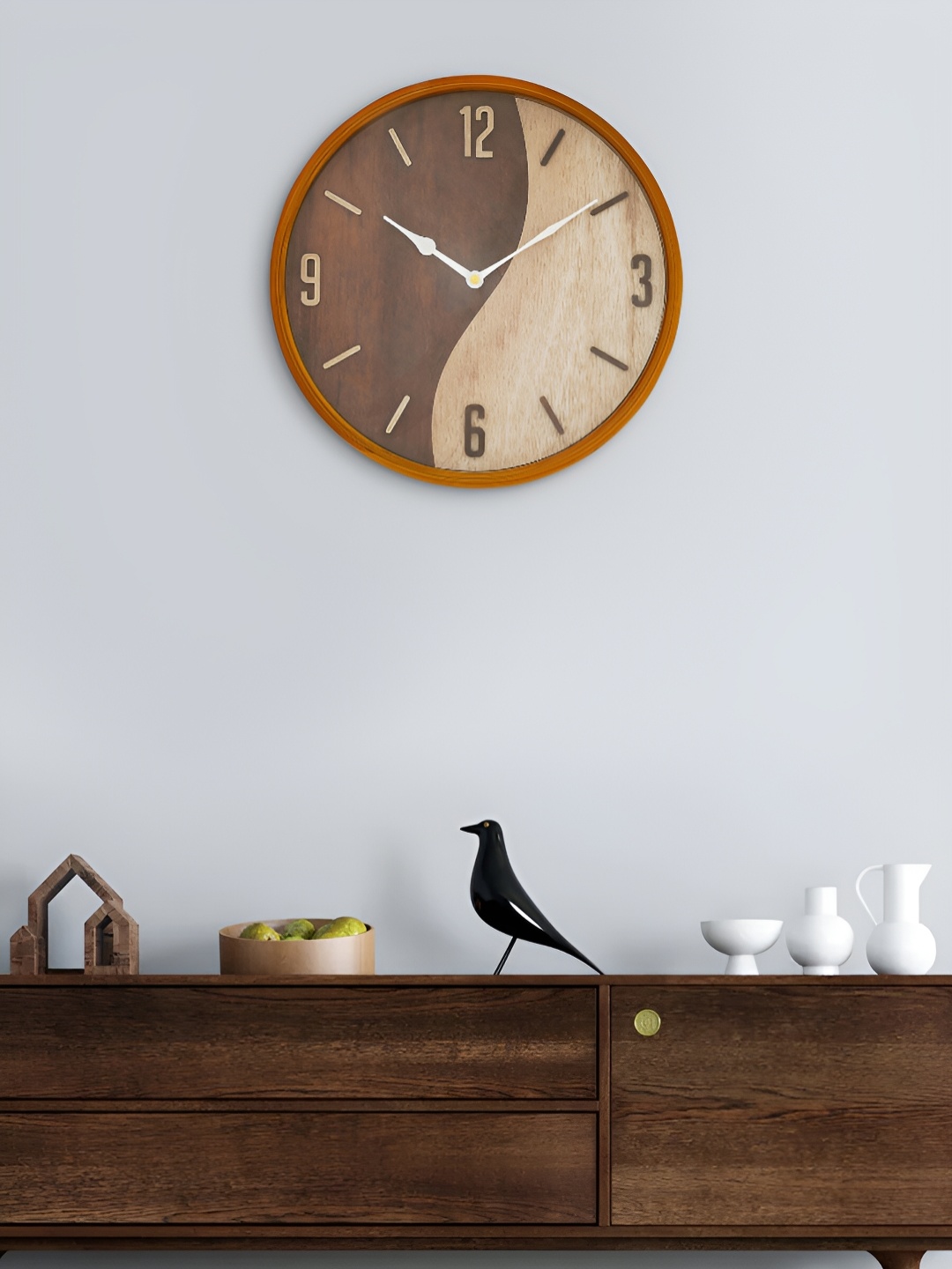 

Craft Smith Brown & Beige Embellished Contemporary Wall Clock