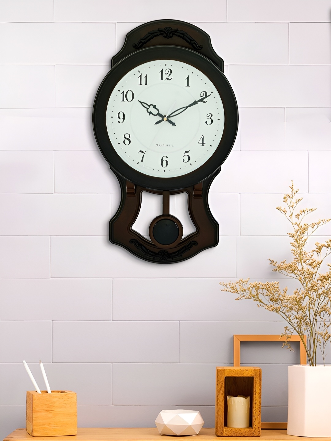 

Craft Smith Brown & White Printed Abstract Shaped Traditional Wall Clock