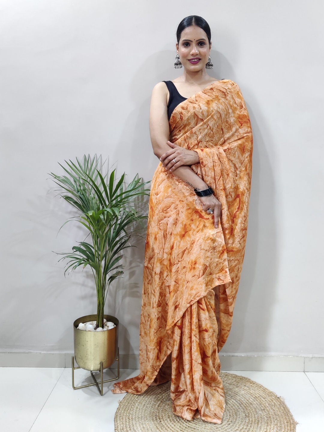 

LeeliPeeri Designer Tie and Dye Chiffon Saree, Orange