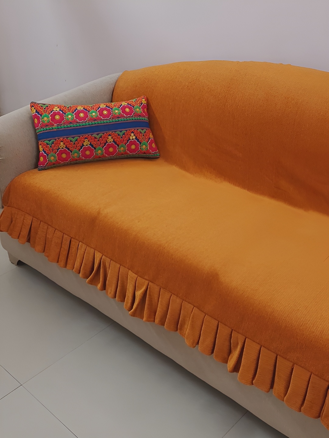 

THROWPILLOW Orange Tasels Anti-Slip 3 Seater Sofa Cover