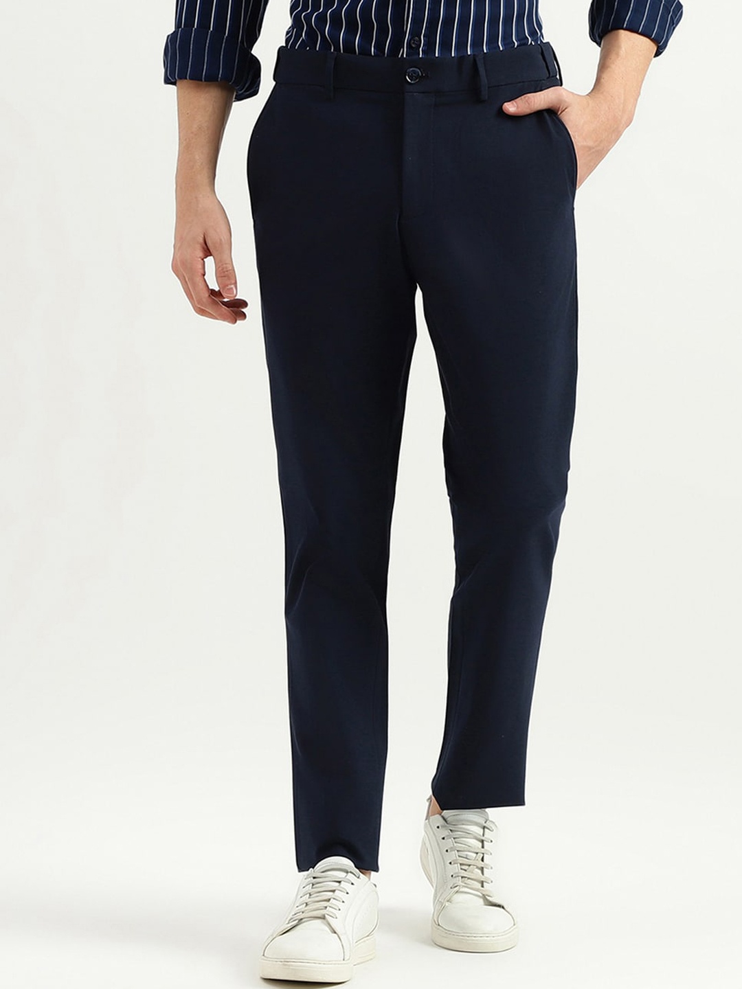 

United Colors of Benetton Men Slim Fit Trousers, Blue