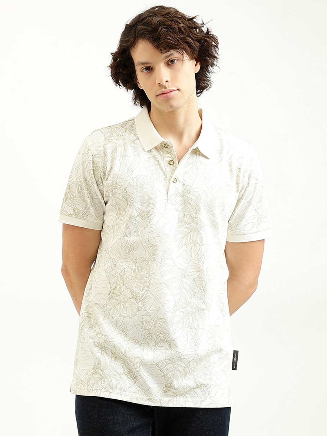 

United Colors of Benetton Men Floral Polo Collar Pure Cotton Applique T-shirt, White