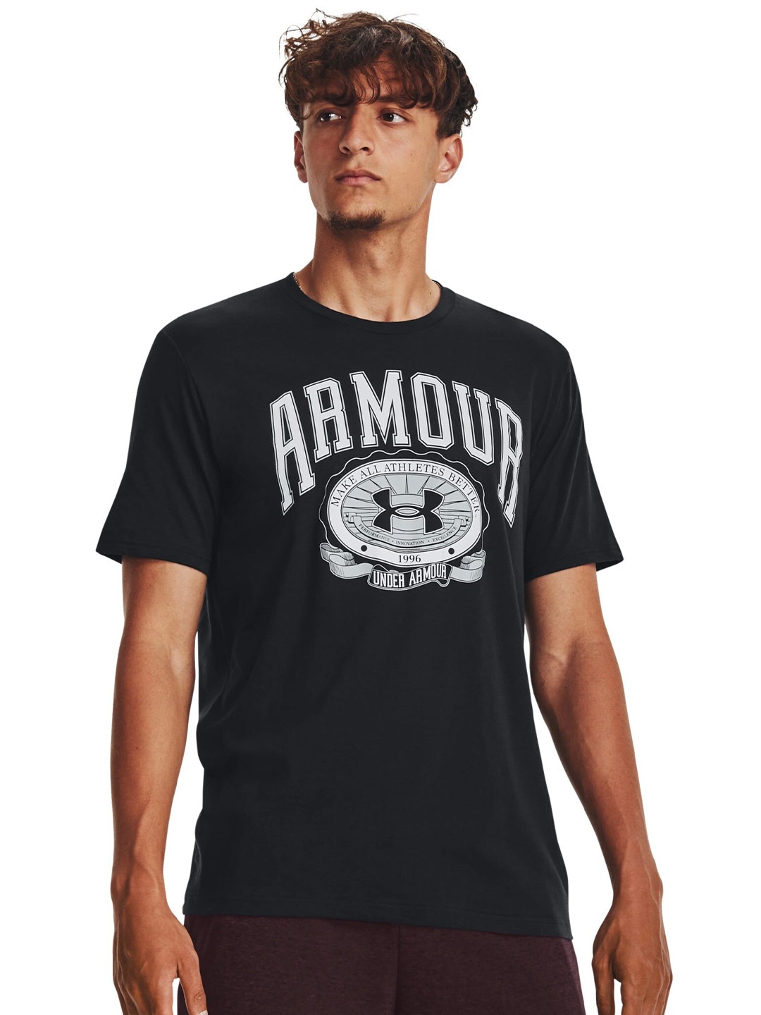 

UNDER ARMOUR Collegiate Crest Printed Relaxed-Fit T-Shirt, Black