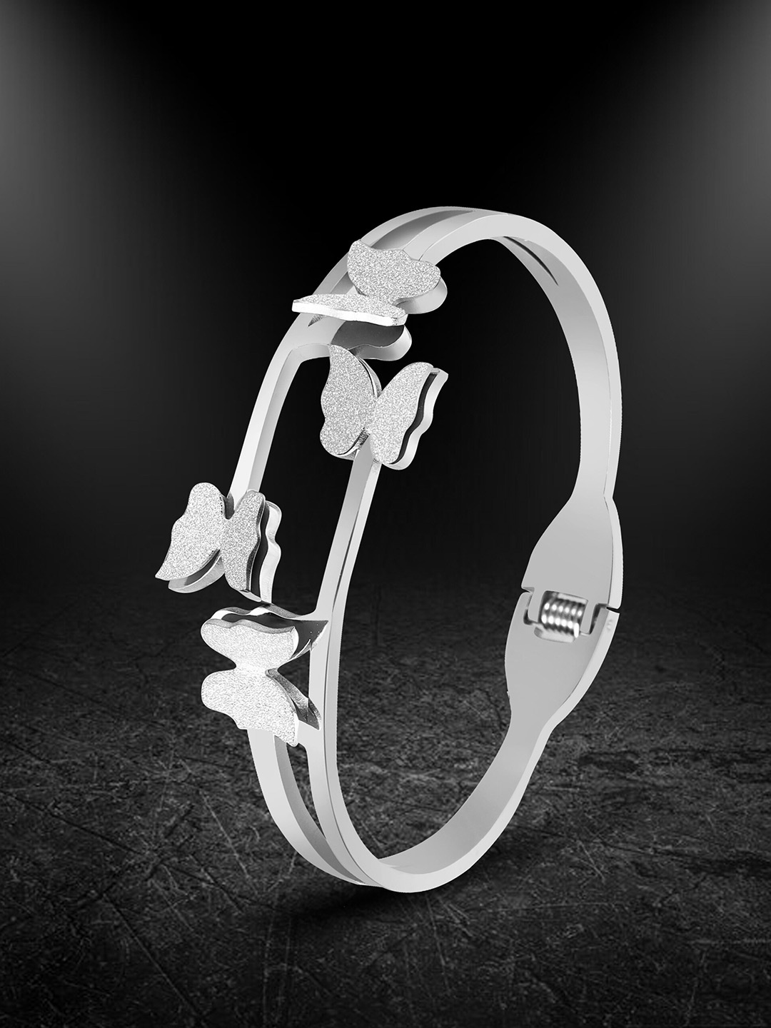 

RARE1STUDIO Women Silver-Plated Kada Bracelet