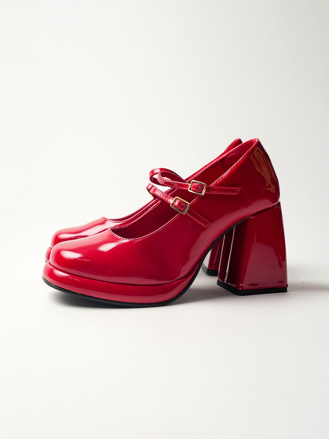 

Theater Buckle Detailed Platform Heeled Mary Janes, Red