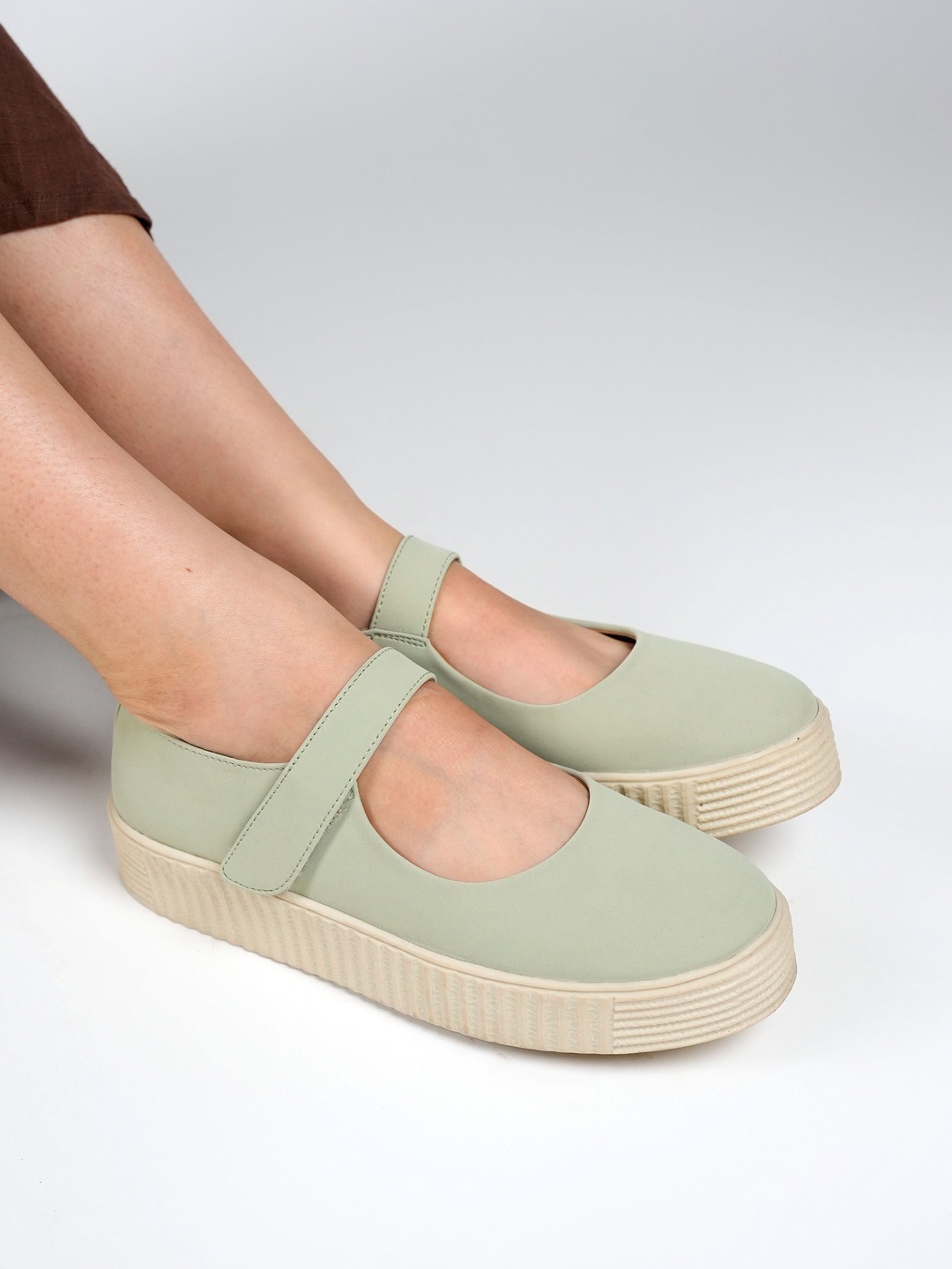 

Theater Apparel Women Colourblocked PU Loafers, Green