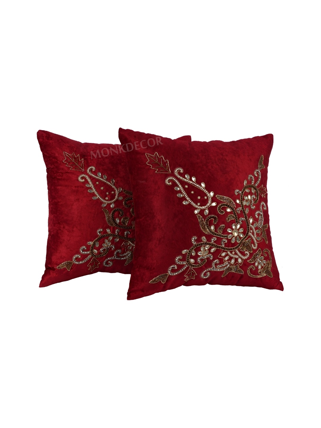 

TANLOOMS Maroon & Gold-Toned Set of 2 Embellished Velvet Square Cushion Covers