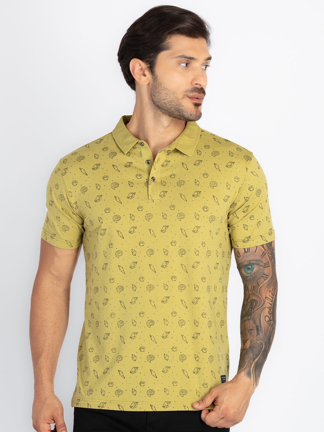 

Status Quo Men Floral Printed Polo Collar Pure Cotton Pockets T-shirt, Green