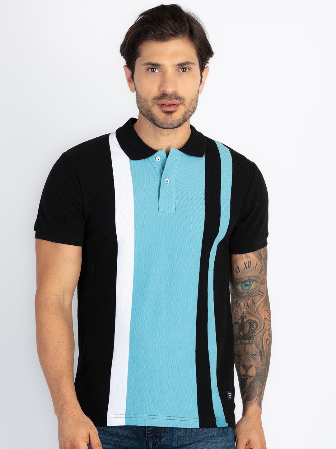 

Status Quo Men Colourblocked Polo Collar Applique T-shirt, Blue