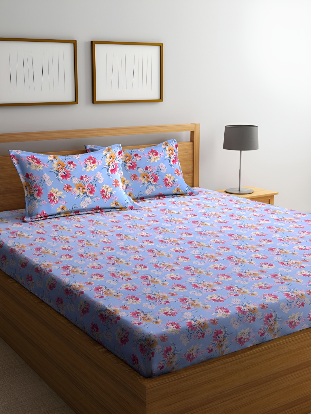 

BOMBAY DYEING Blue & Pink 144 TC King Bedsheet with 2 Pillow Covers