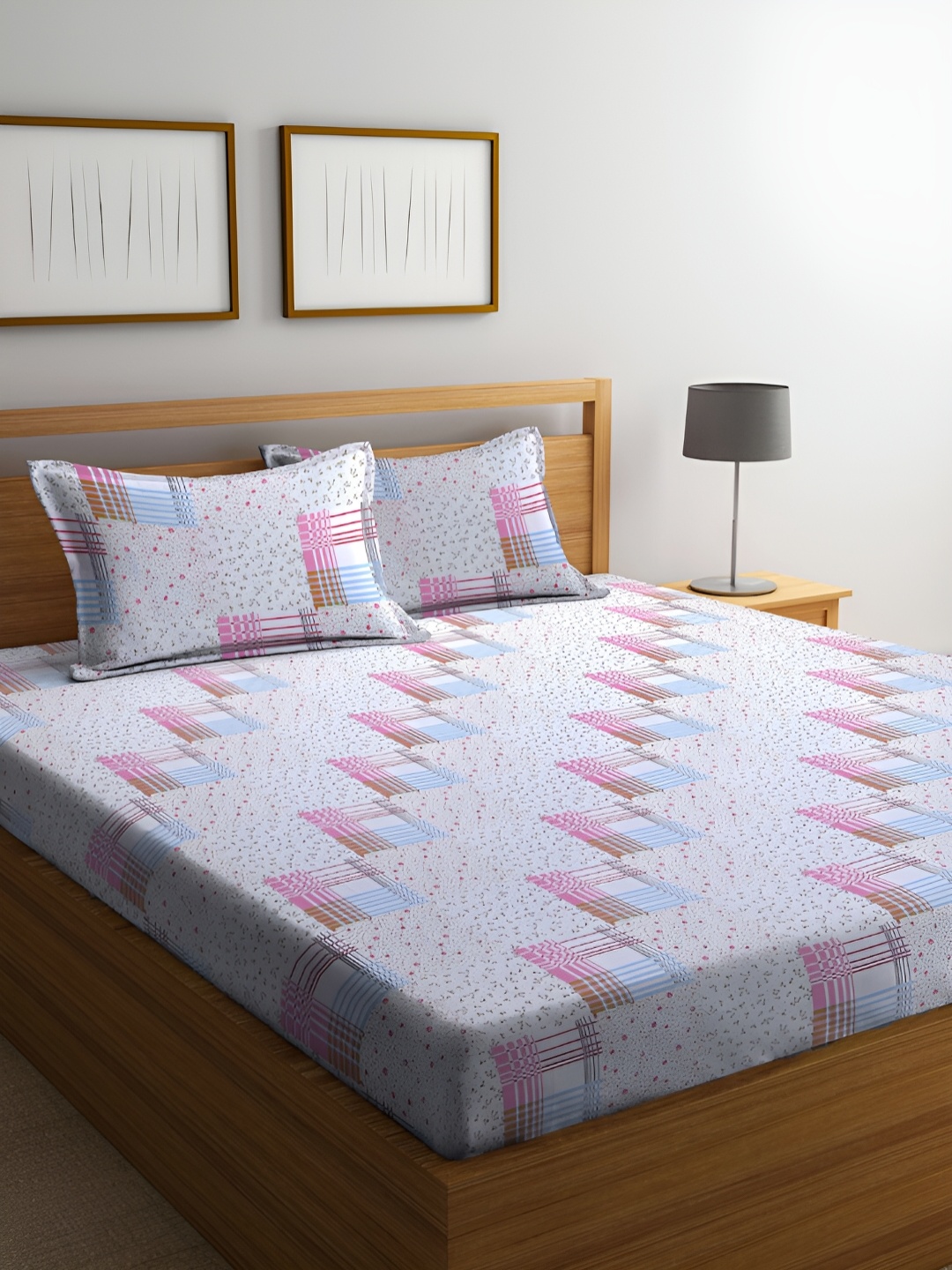 

BOMBAY DYEING Pink & Blue 144 TC King Bedsheet with 2 Pillow Covers