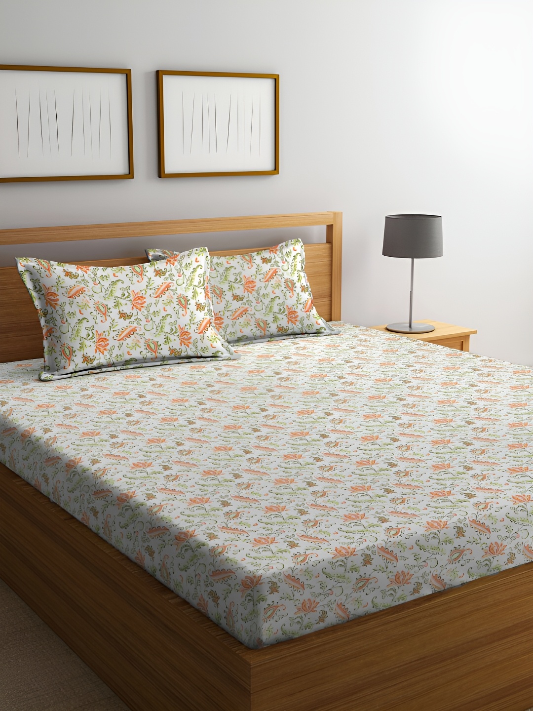 

BOMBAY DYEING Orange & White Floral 144 TC King Bedsheet with 2 Pillow Covers