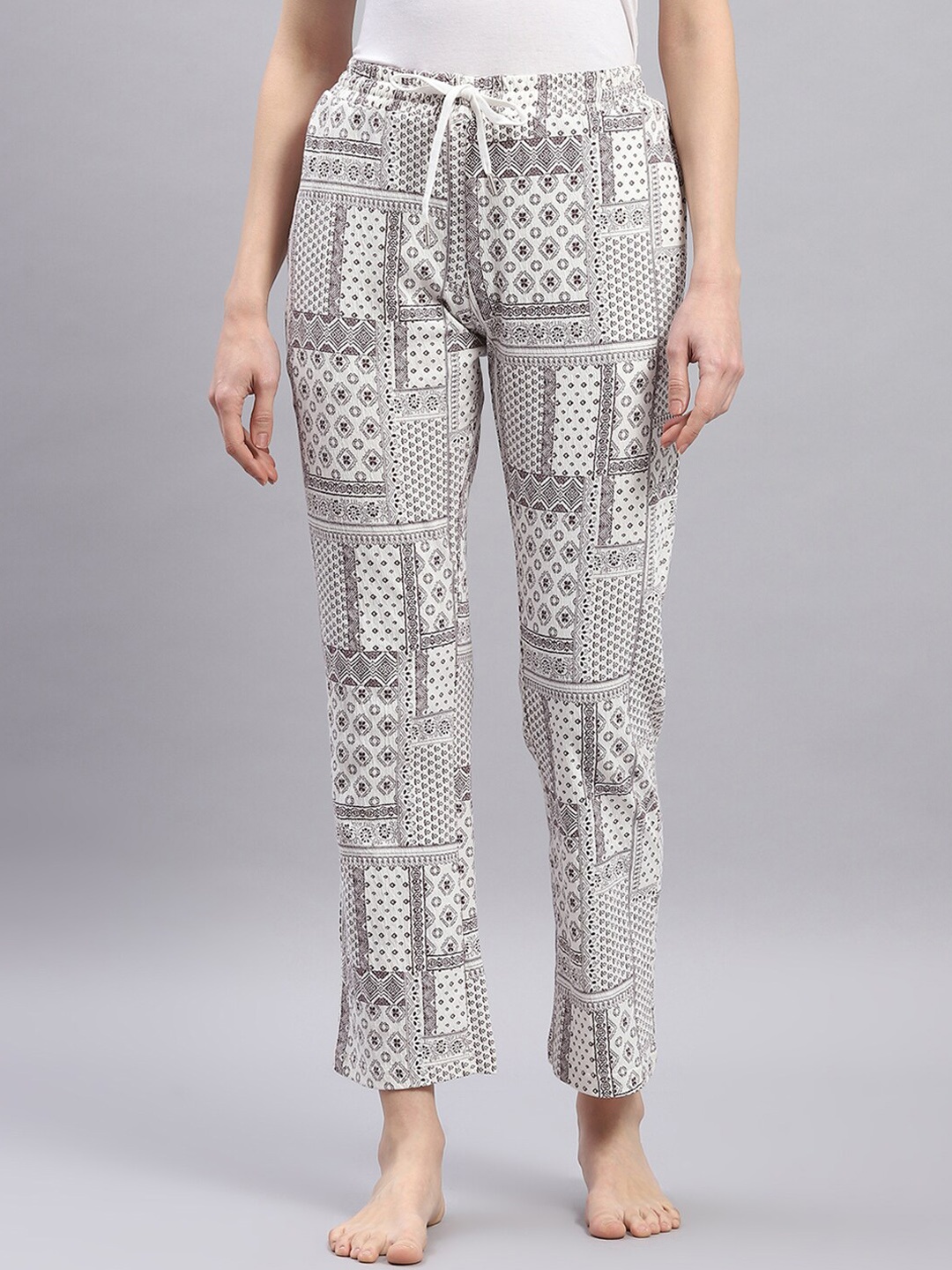 

Monte Carlo Women Printed Mid-Rise Lounge Pants, Off white