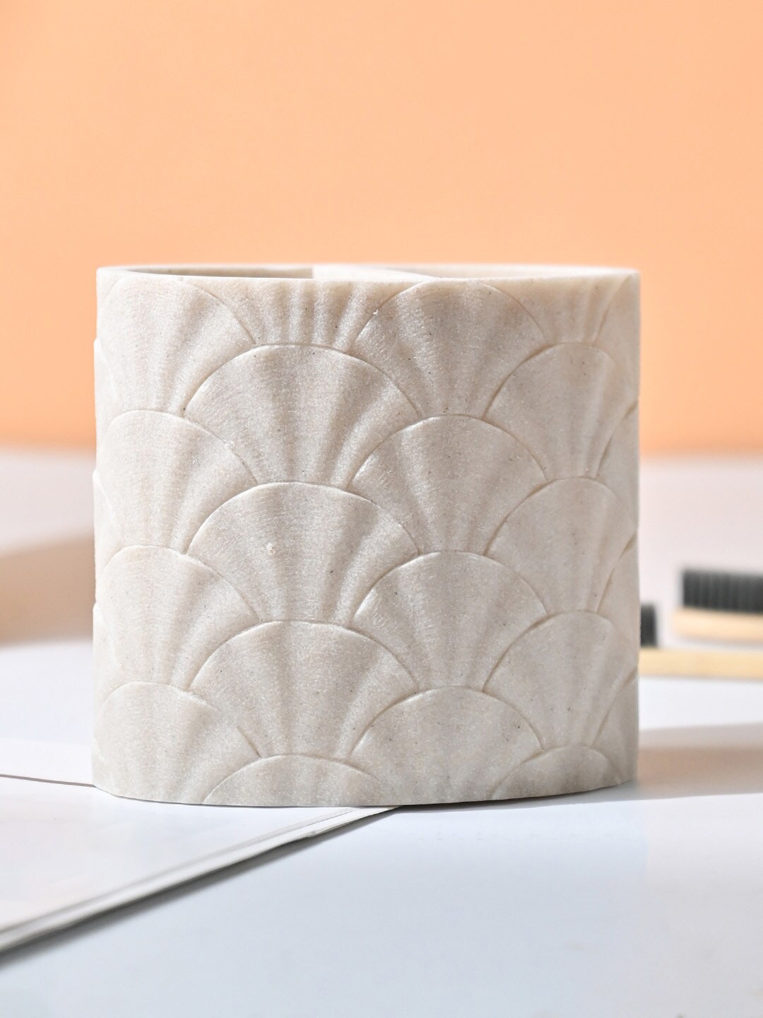 

MARKET99 Unisex Beige Bathroom Accessories