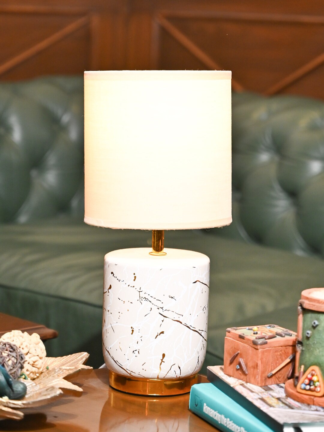 

MARKET99 Unisex Beige Table Lamps