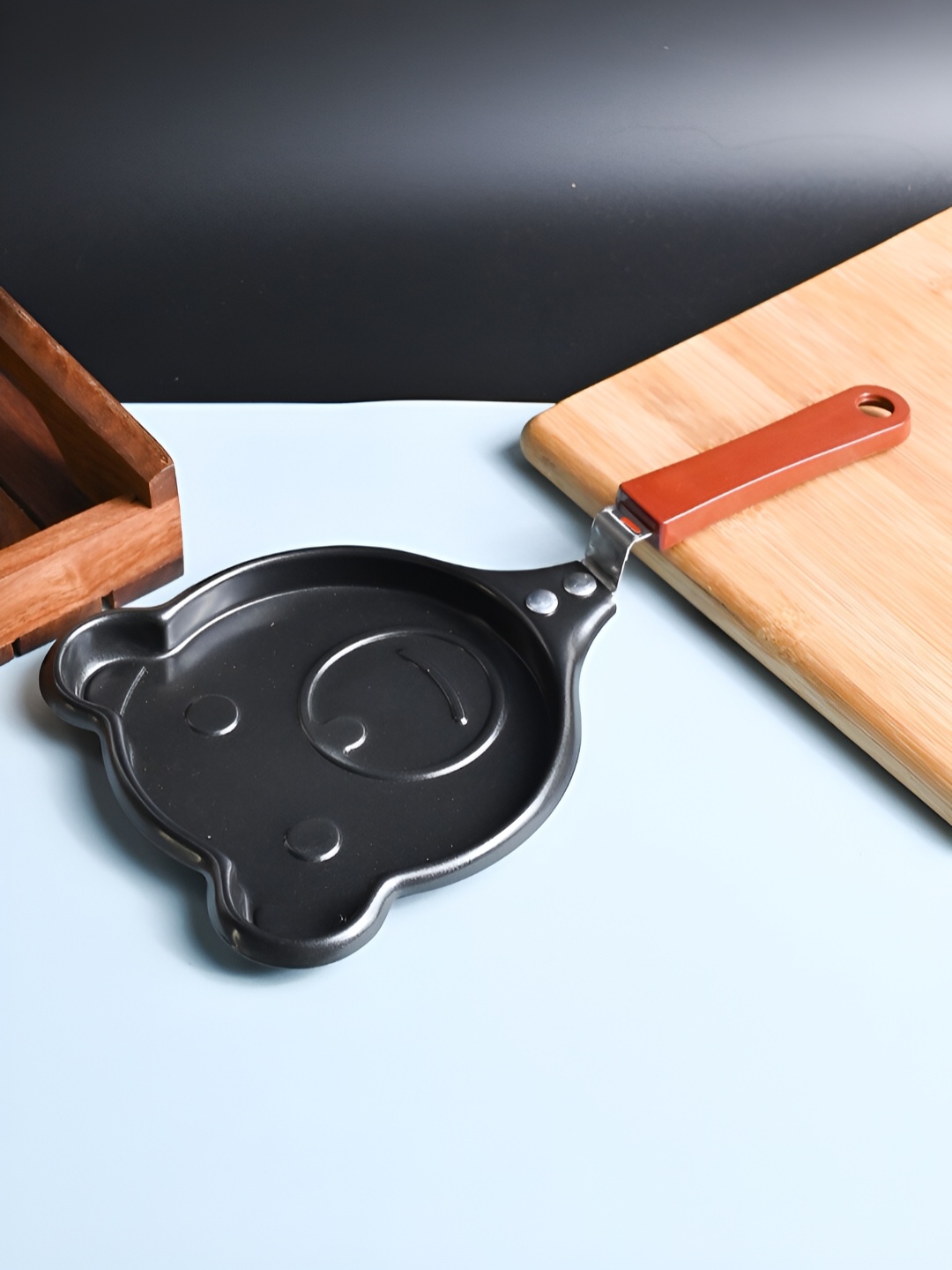 

MARKET99 Black Iron Dishwasher and Microwave Safe Frying Pan