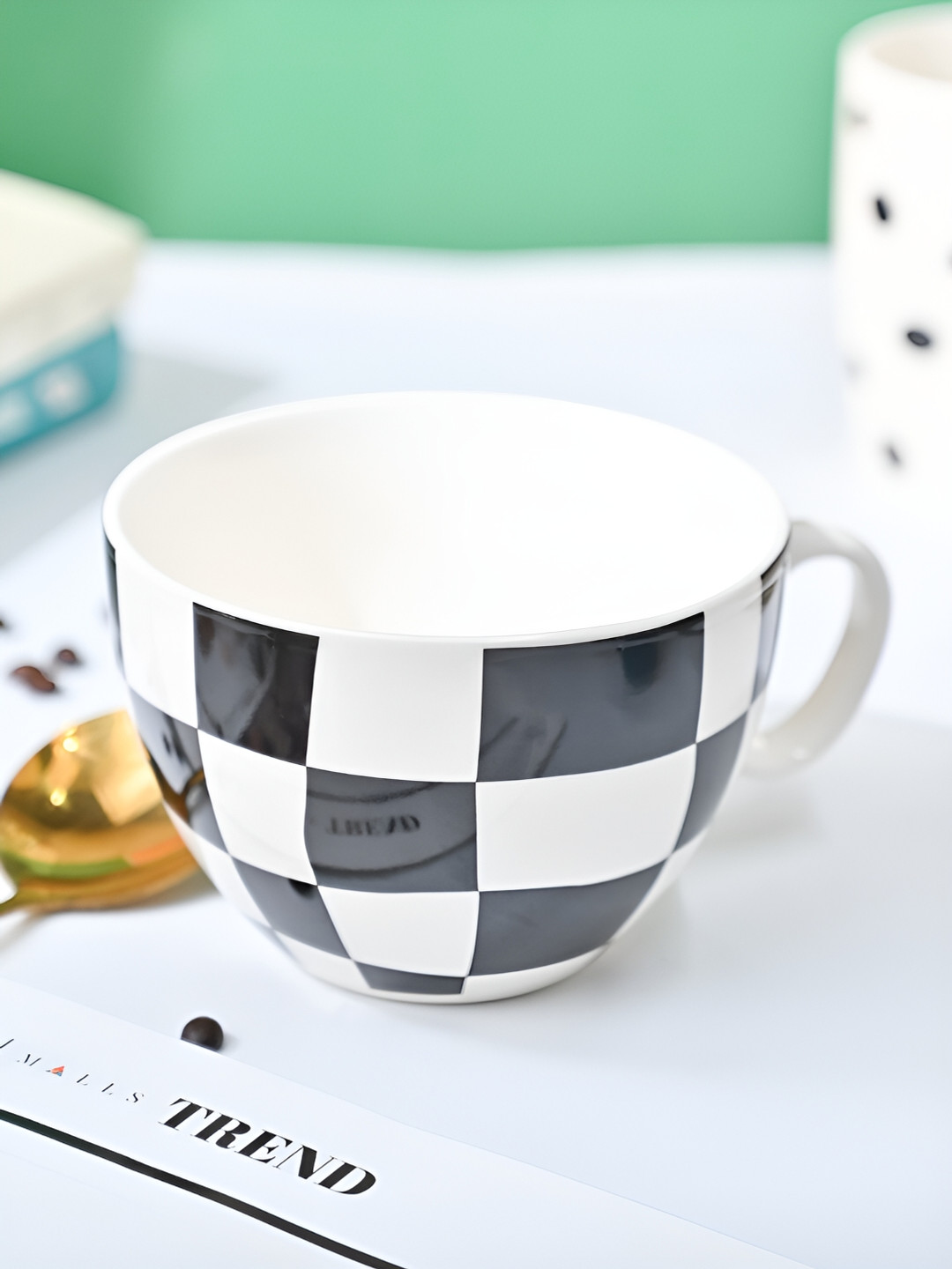 

MARKET99 Black & White Geometric Printed Ceramic Glossy Cups Set of Cups and Mugs