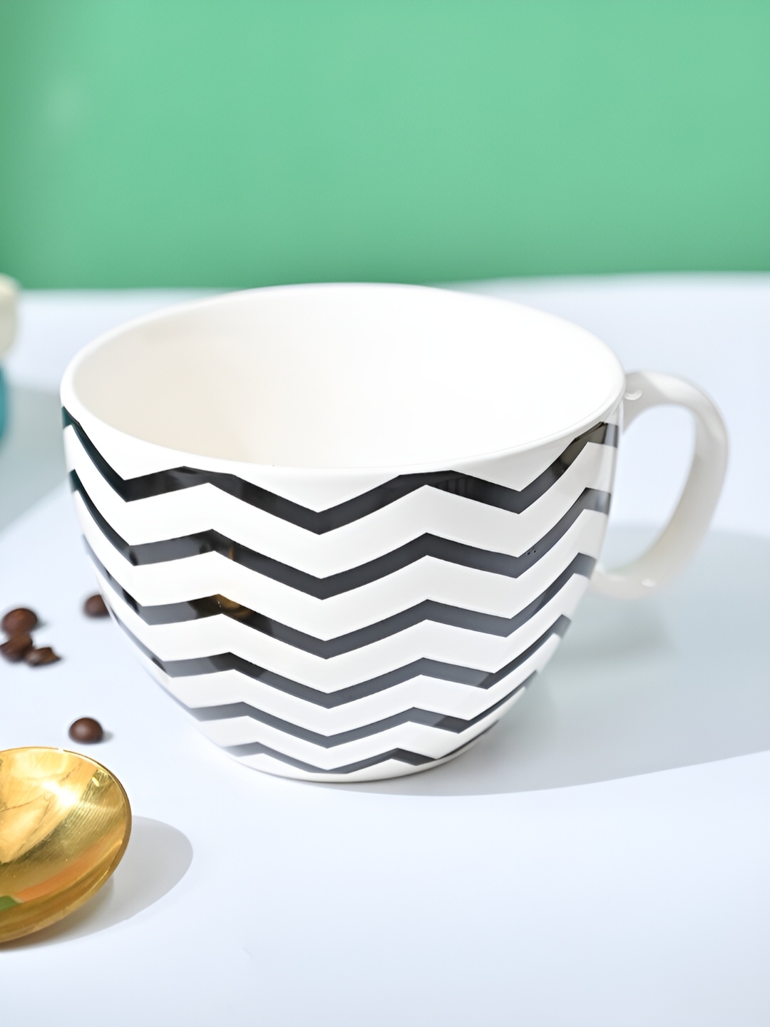 

MARKET99 White & Black Geometric Printed Ceramic Glossy Cups Set of Cups and Mugs