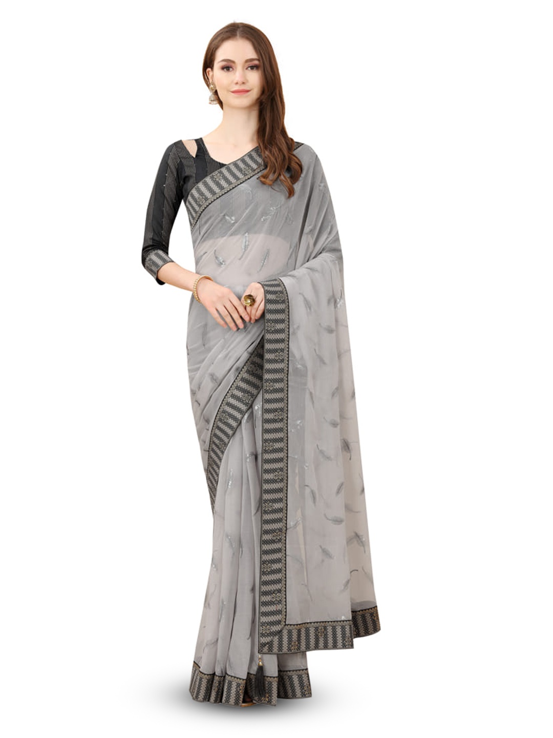 

Marabout Floral Zari Banarasi Saree, Grey