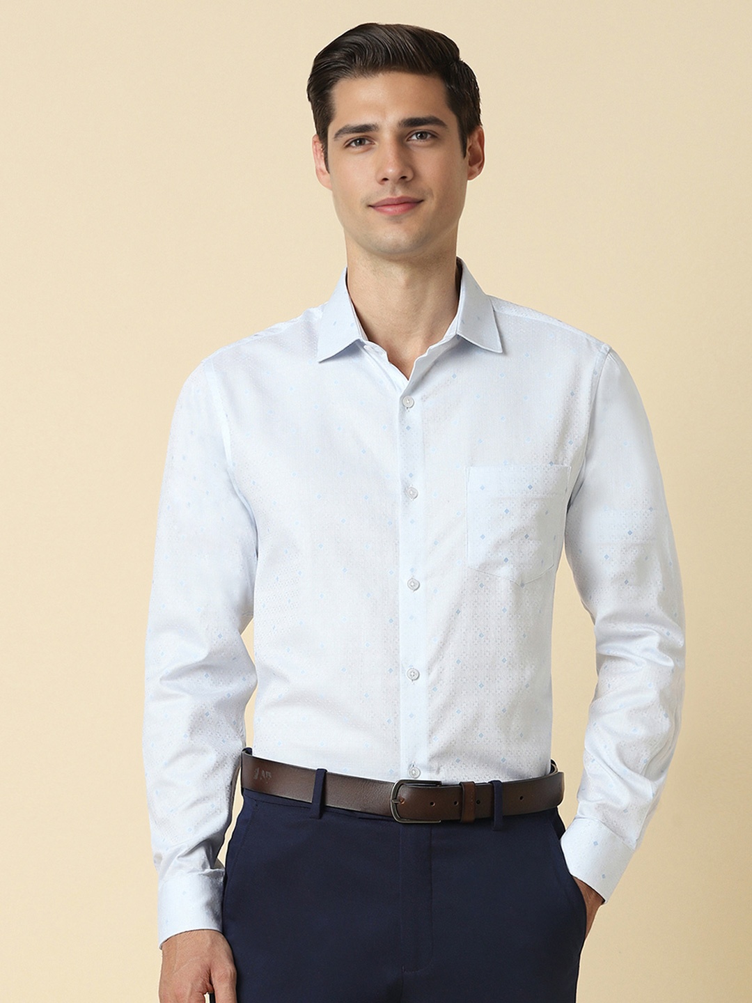 

Allen Solly Slim Fit Self Design Pure Cotton Formal Shirt, Blue