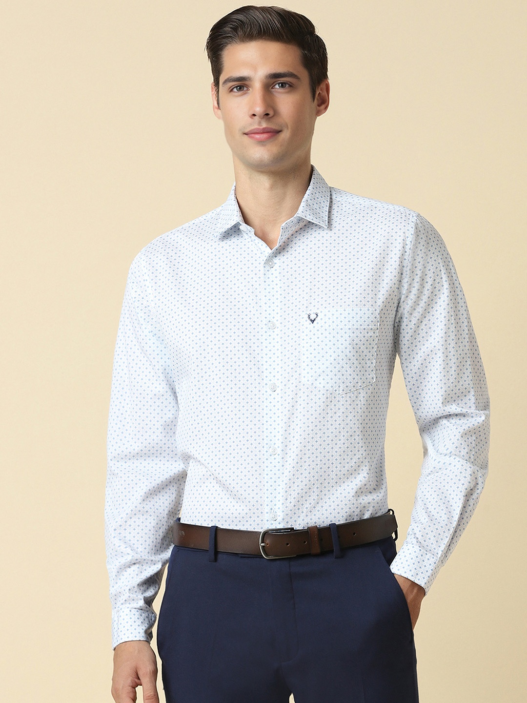 

Allen Solly Men Slim Fit Opaque Printed Formal Shirt, White