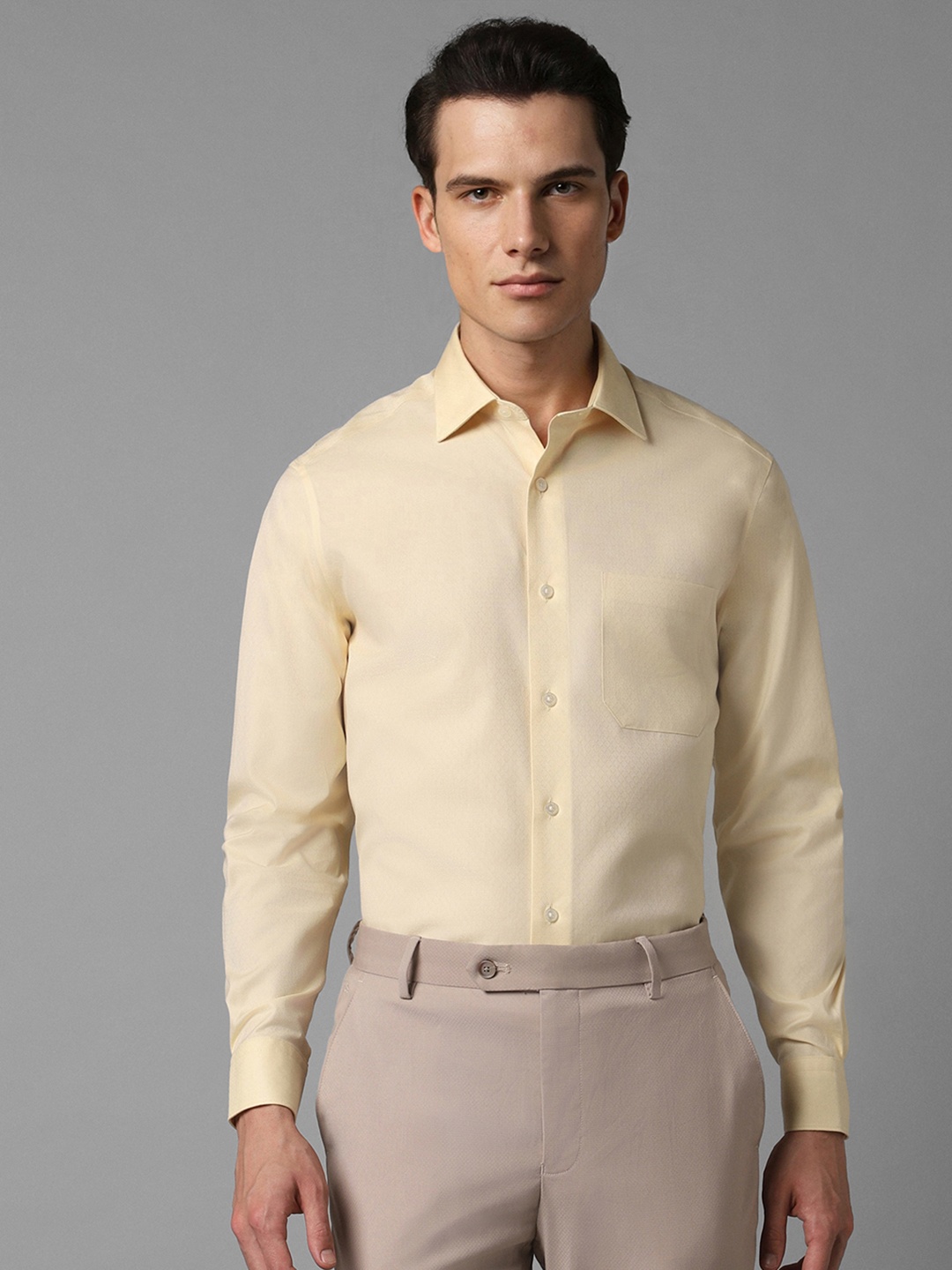 

Louis Philippe Spread Collar Pure Cotton Formal Shirt, Yellow