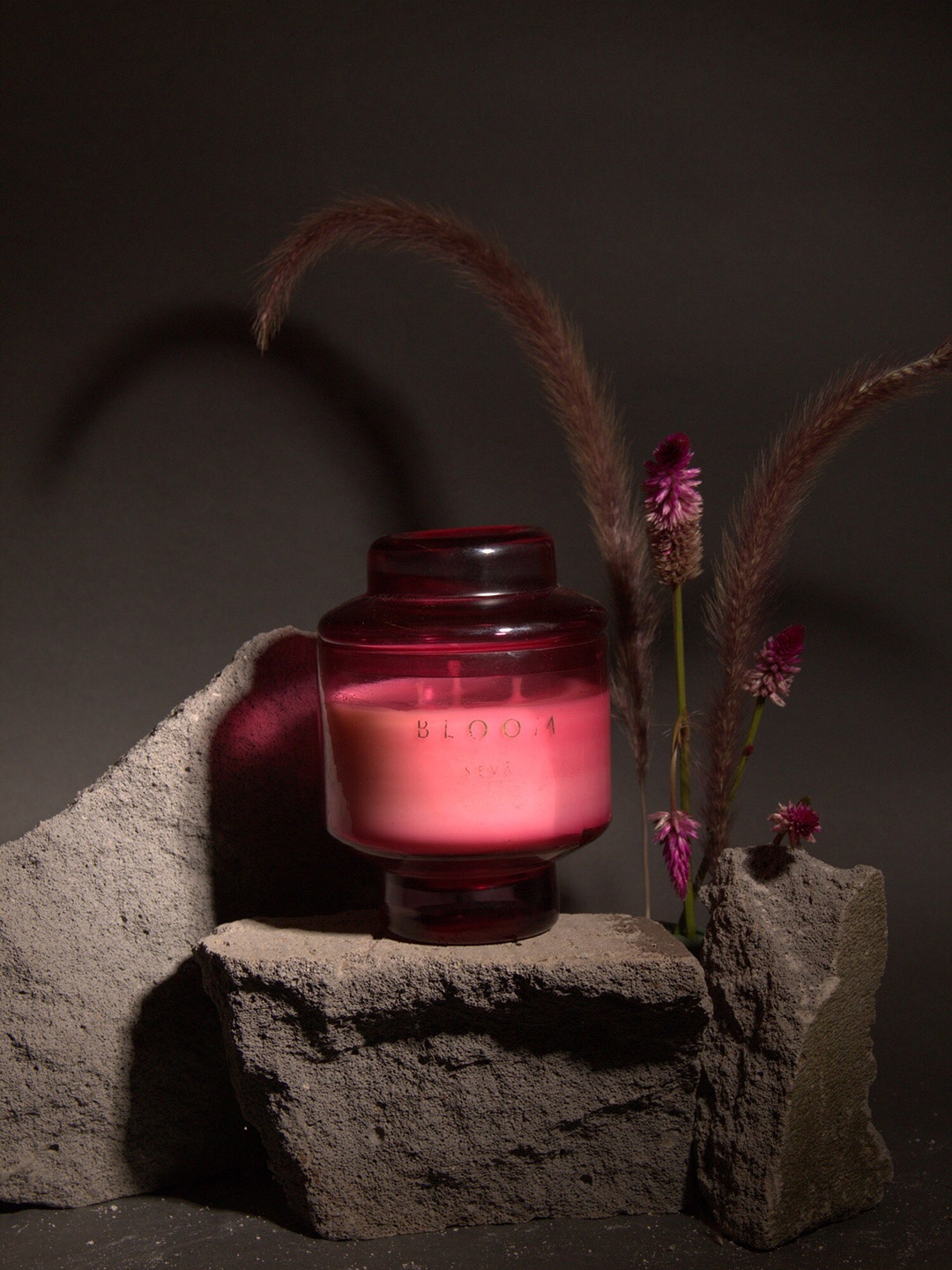 

Seva Home Bloom Grande The Manhattan Scented Candle, Pink