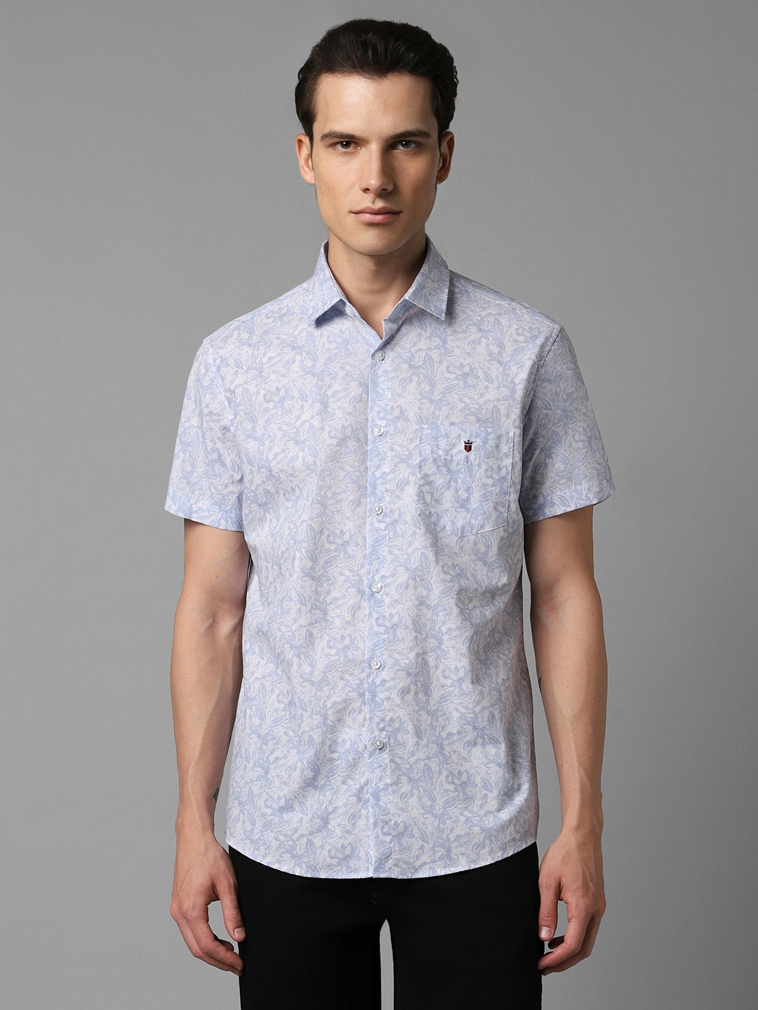 

Louis Philippe Sport Slim Fit Floral Printed Pure Cotton Casual Shirt, Blue