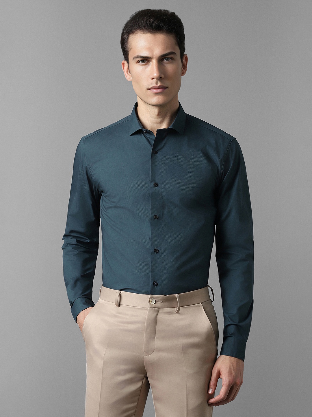

Louis Philippe Sport Slim Fit Casual Shirt, Green