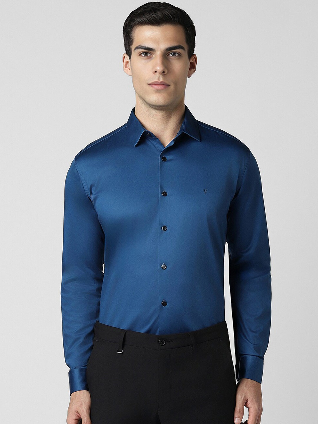 

V Dot Men Slim Fit Opaque Party Shirt, Blue