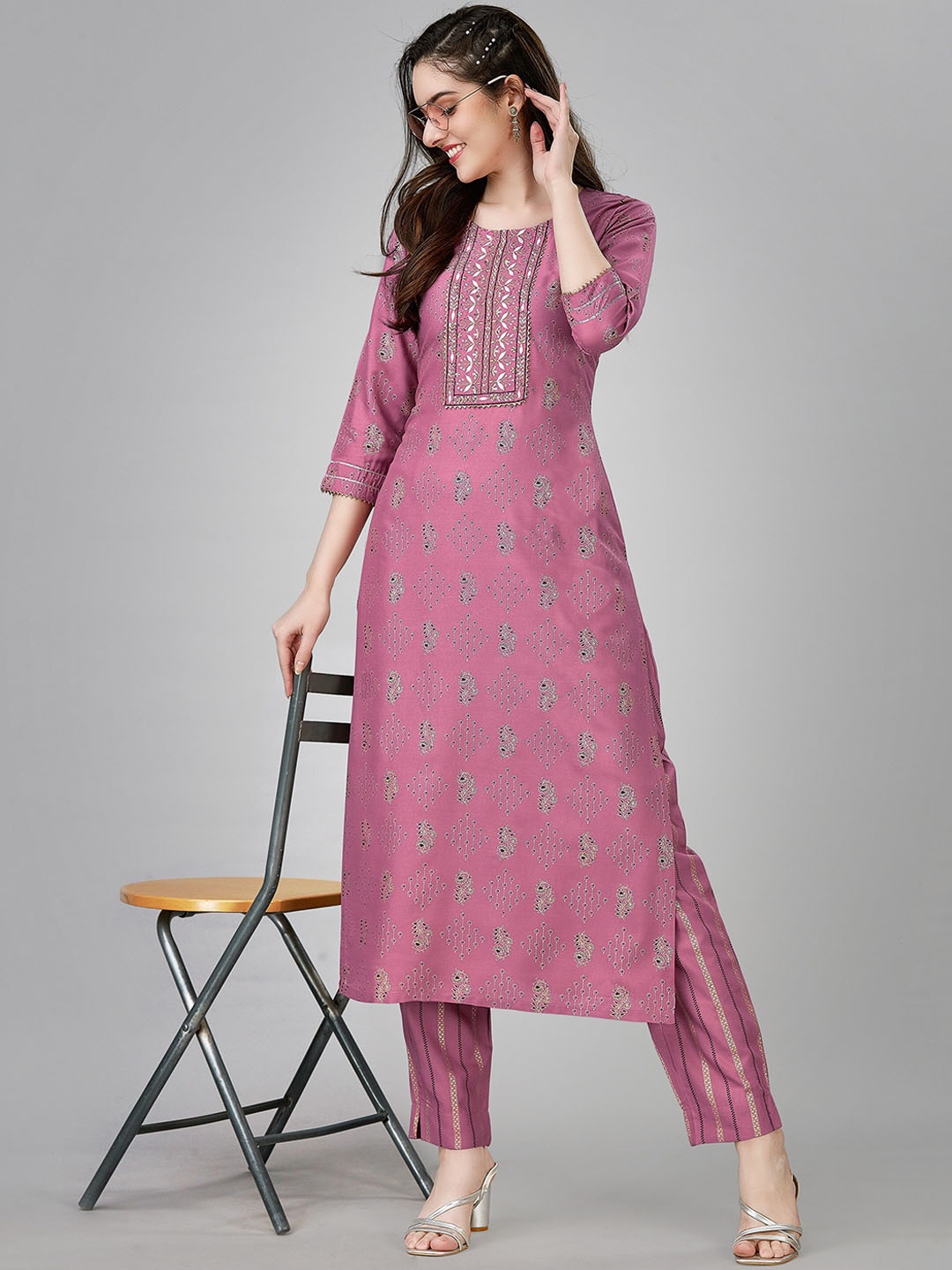 

ksevencreation Women Paisley Embroidered Regular Kurta with Churidar, Purple