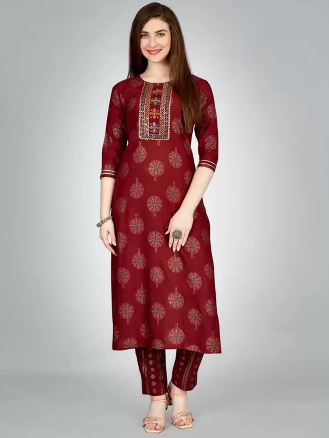 

ksevencreation Women Paisley Embroidered Regular Kurta with Churidar, Maroon