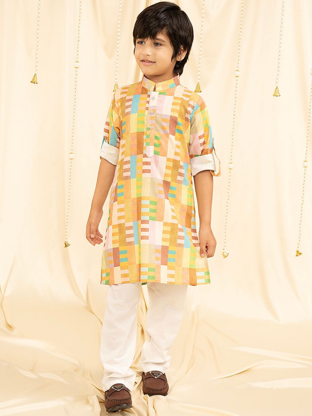 

Ministitch Boys Printed Regular Kurta with Pyjamas, Yellow