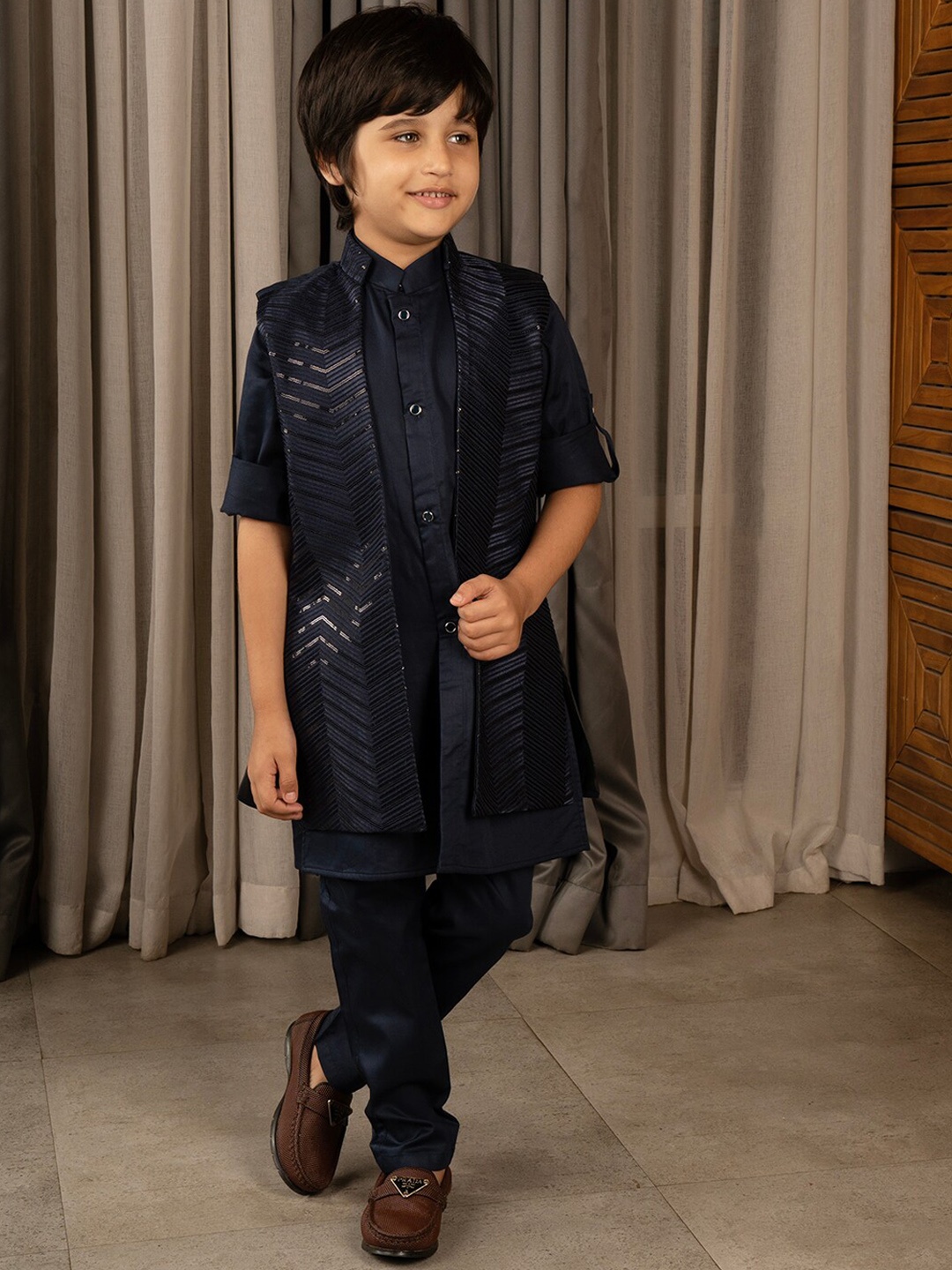 

Ministitch Boys Regular Kurta with Pyjamas, Navy blue