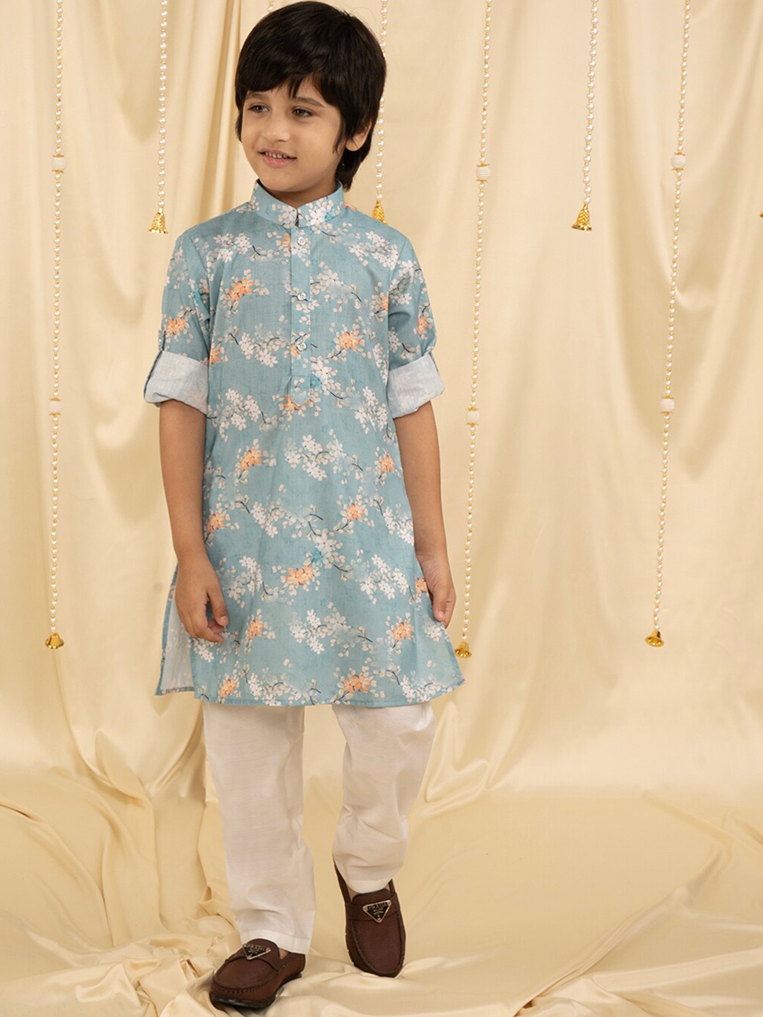 

Ministitch Boys Printed Regular Kurta with Trousers, Blue