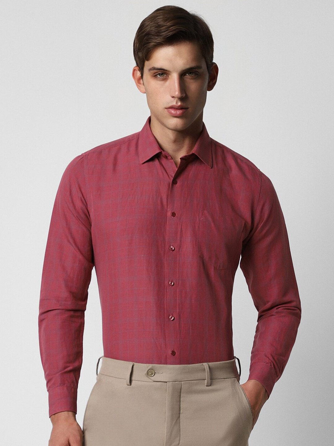 

Van Heusen Men Slim Fit Opaque Formal Shirt, Maroon