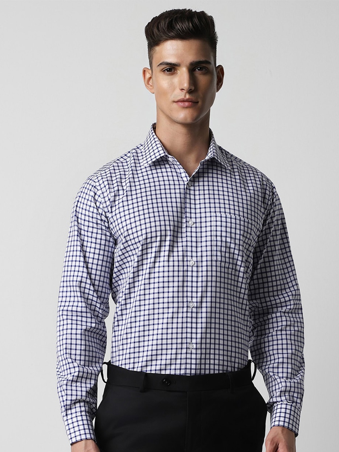 

Van Heusen Men Opaque Checked Formal Shirt, Navy blue