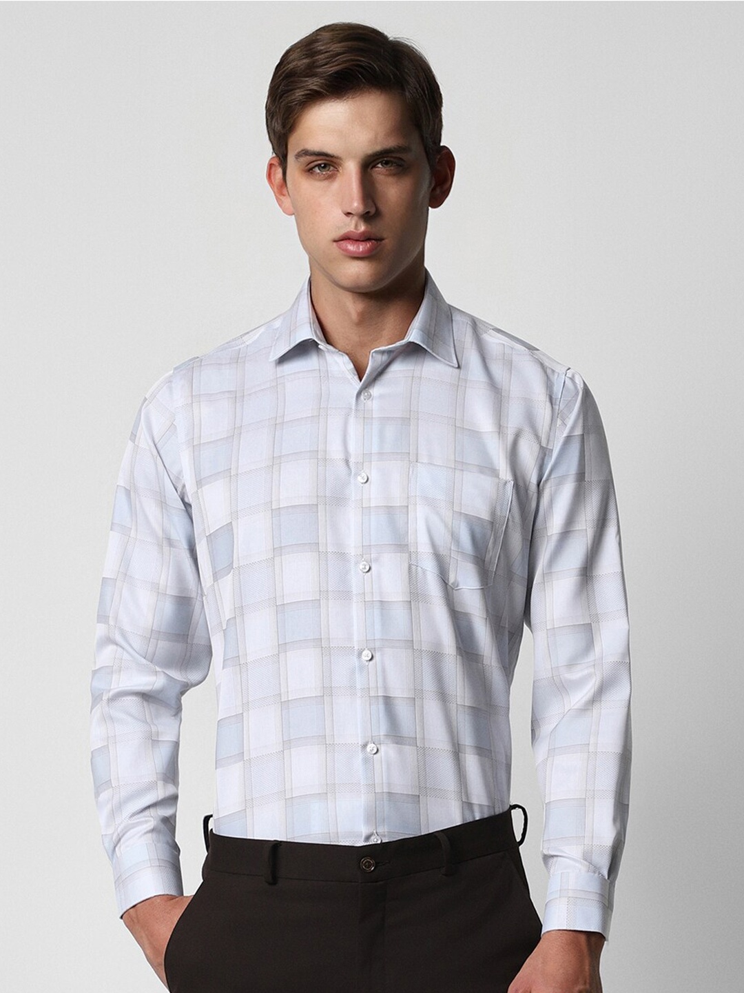 

Van Heusen Men Opaque Checked Formal Shirt, Grey