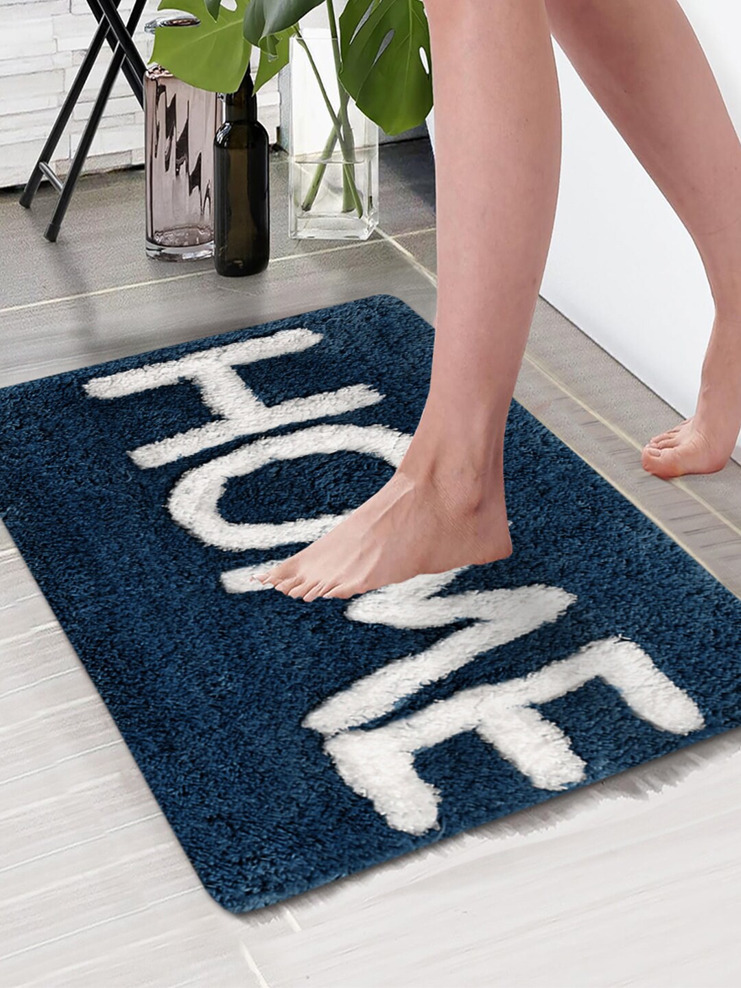 

Aura Navy Blue & White Printed Rectangular 1850 GSM Microfiber Bath Rug