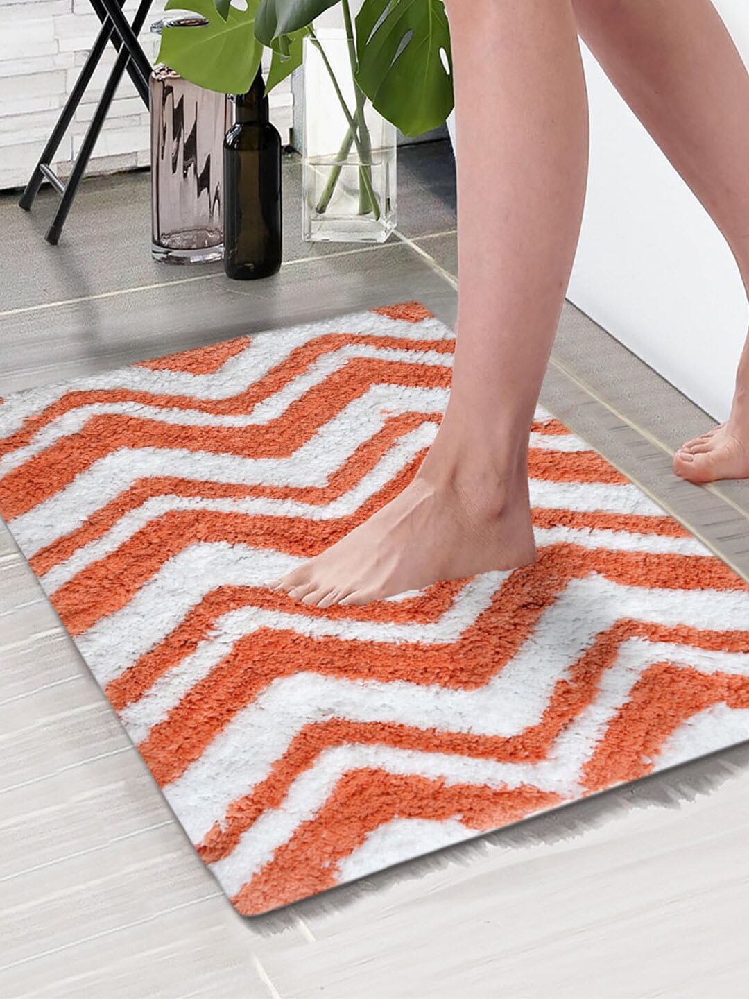 

Aura Peach & White Chevron Printed Rectangular 1850 GSM Anti Skid Bath Rug
