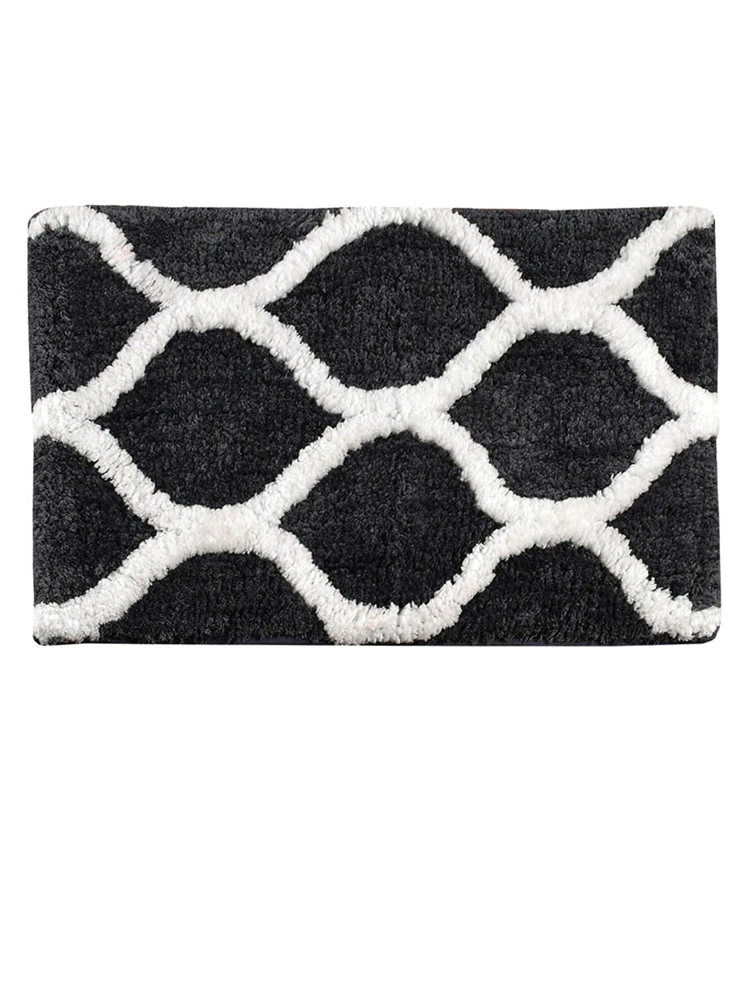 

Aura Grey & White Printed Rectangular 1850 GSM Anti Skid Bath Rug