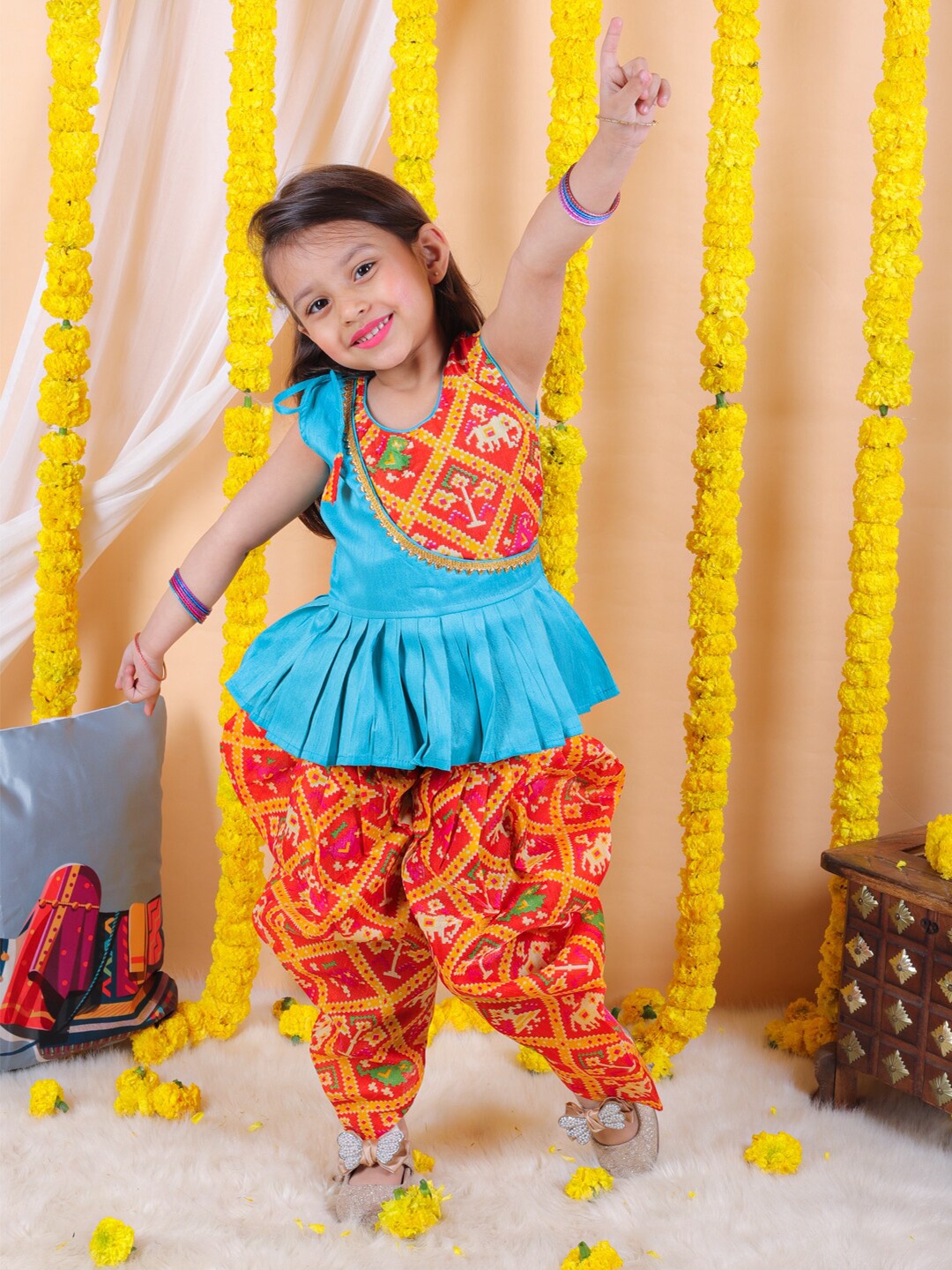 

BownBee Girls Bandhani Printed A-Line Gotta Patti Kurti with Dhoti Pants, Blue