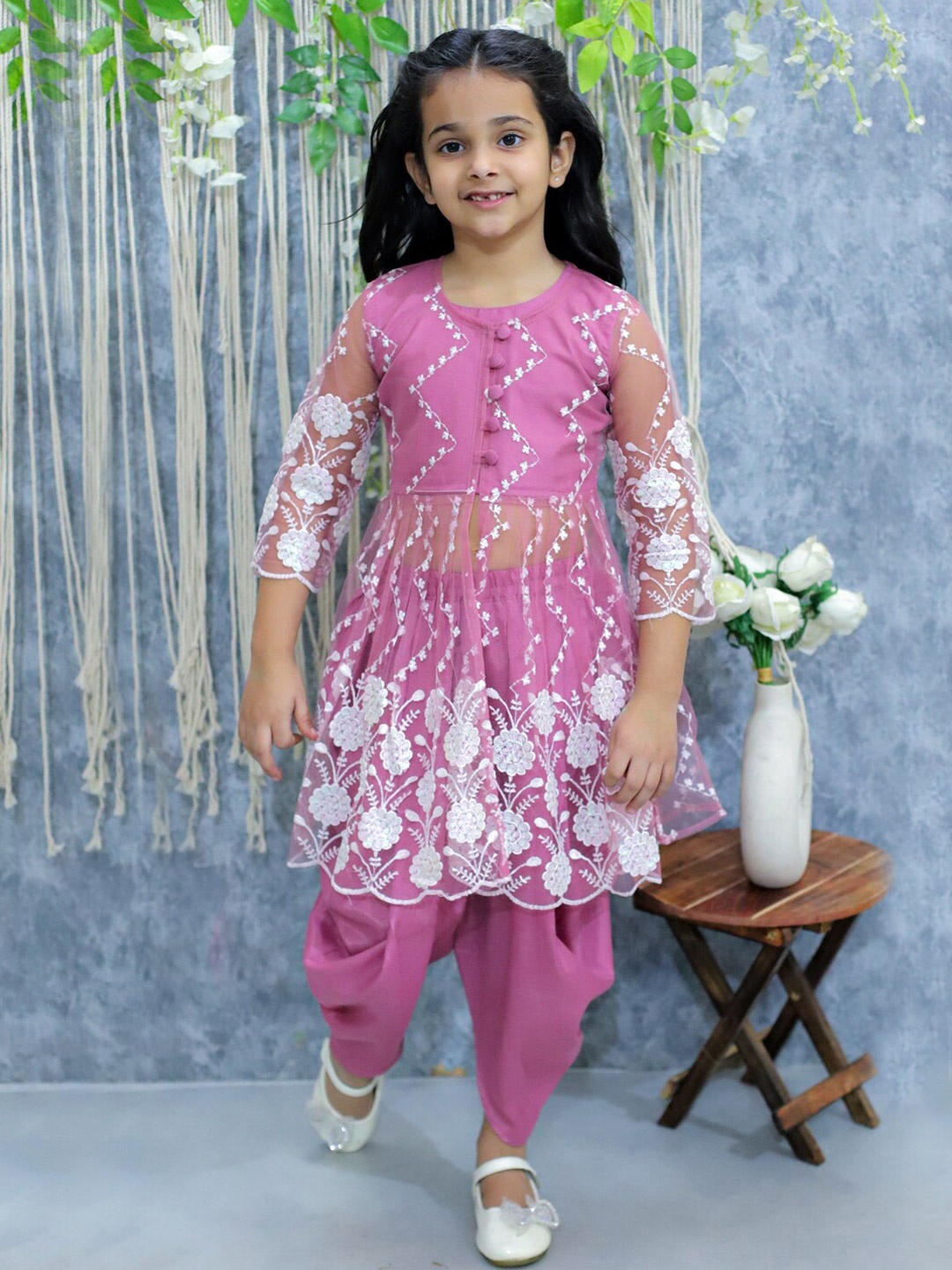 

BownBee Girls Embroidered Kurta & Dhoti Pant, Mauve