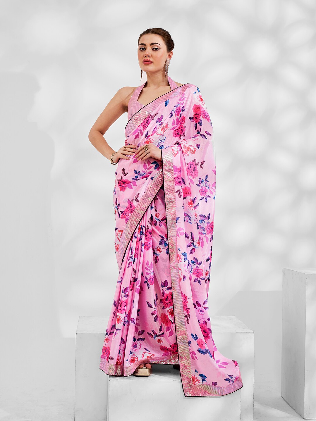 

Ishin Floral Sequinned Poly Georgette Saree, Pink