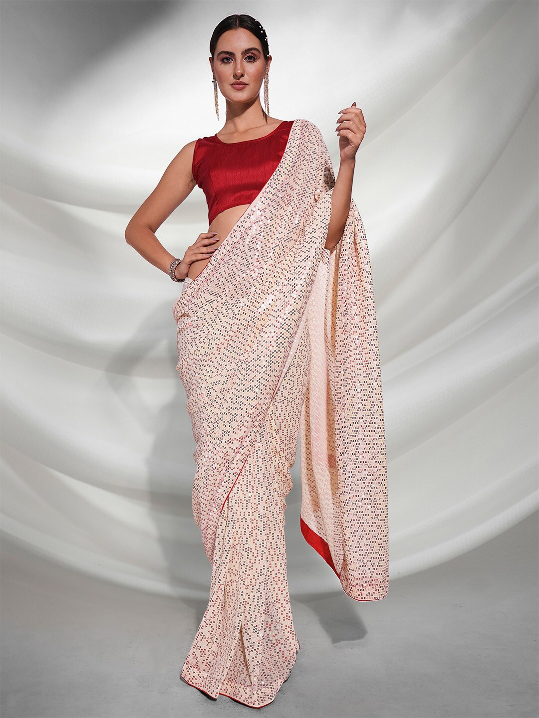 

Ishin Embellished Sequinned Pure Georgette Saree, Cream