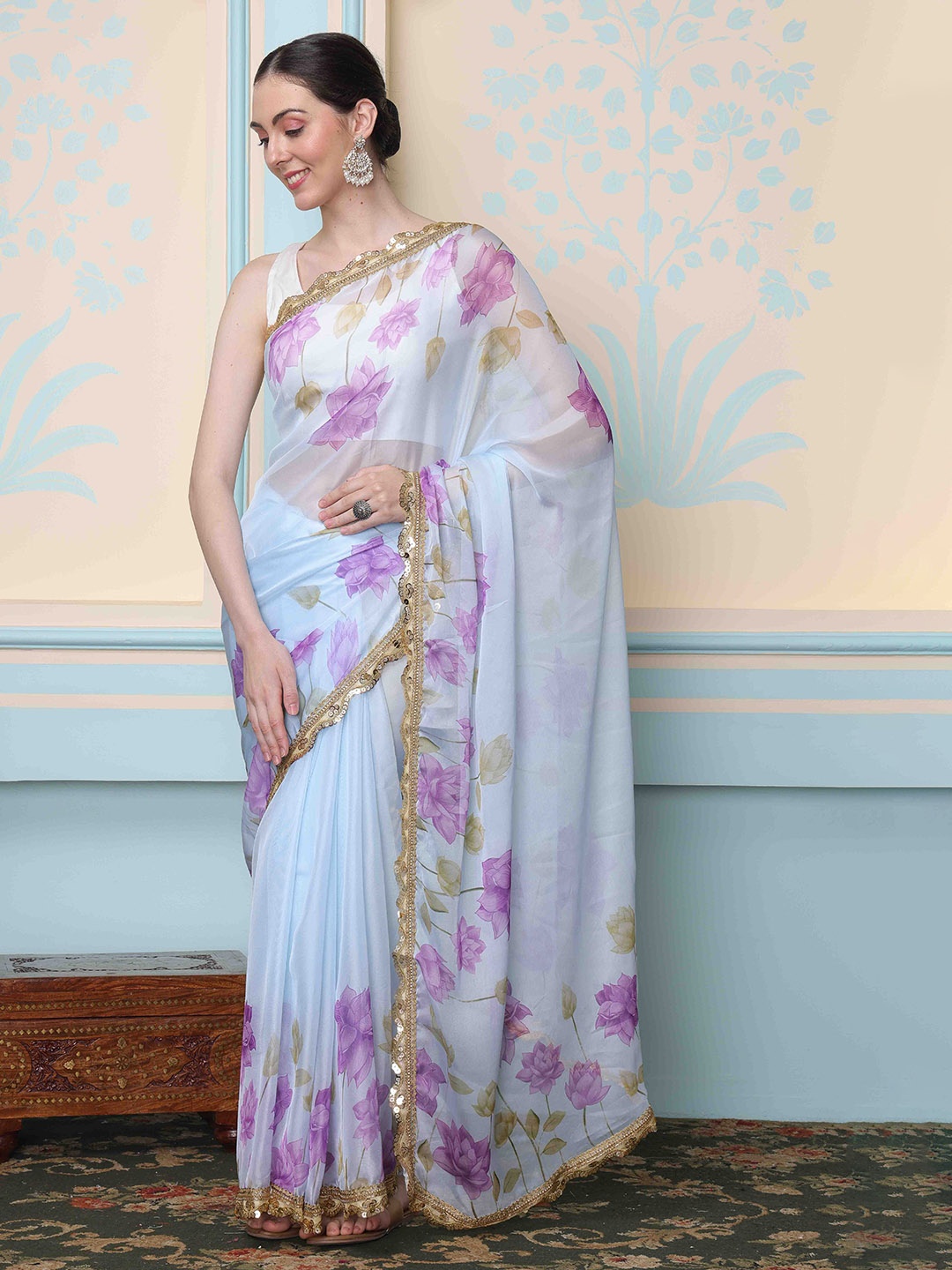 

Ishin Floral Sequinned Organza Saree, Blue