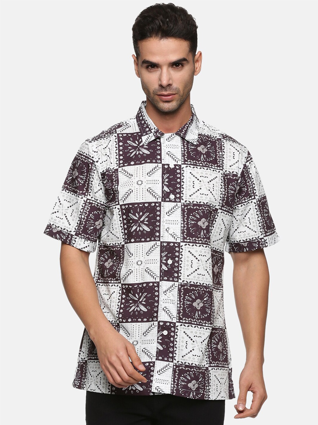 

DON VINO Men Comfort Opaque Printed Casual Shirt, White