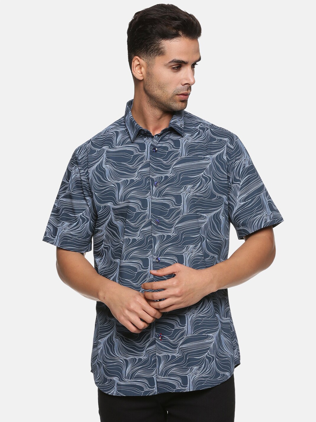 

DON VINO Men Comfort Floral Opaque Printed Casual Shirt, Navy blue