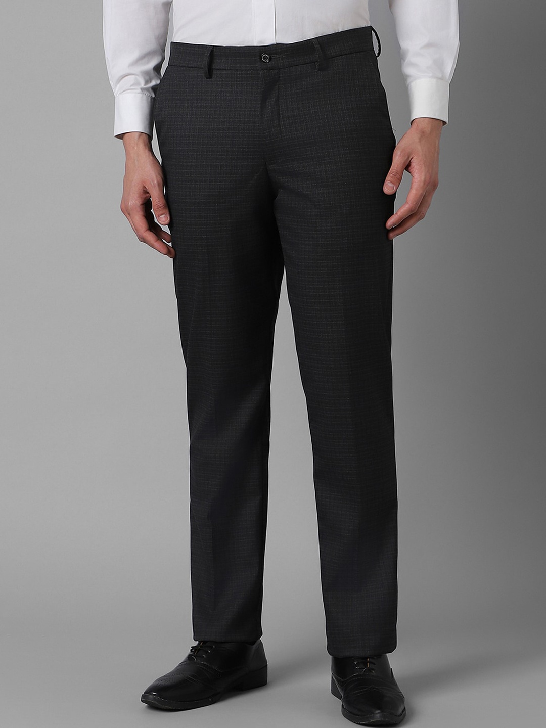 

Louis Philippe Men Slim Fit Trousers, Black