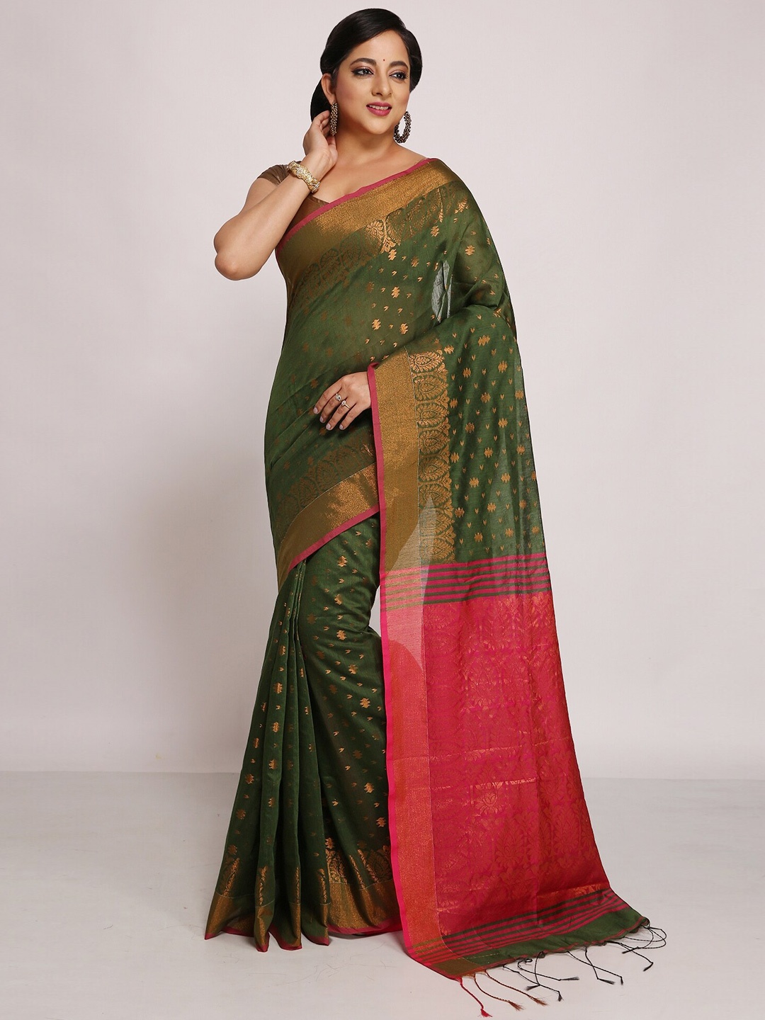 

WoodenTant Woven Design Zari Silk Cotton Banarasi Saree, Green